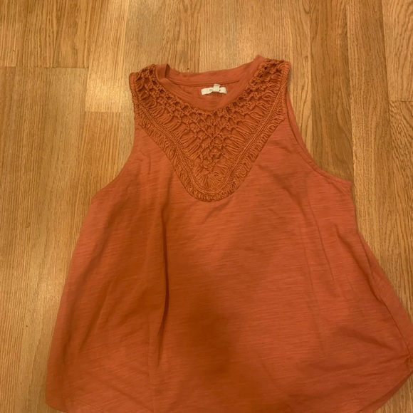 Assorted Tanks - Picture 2 of 6